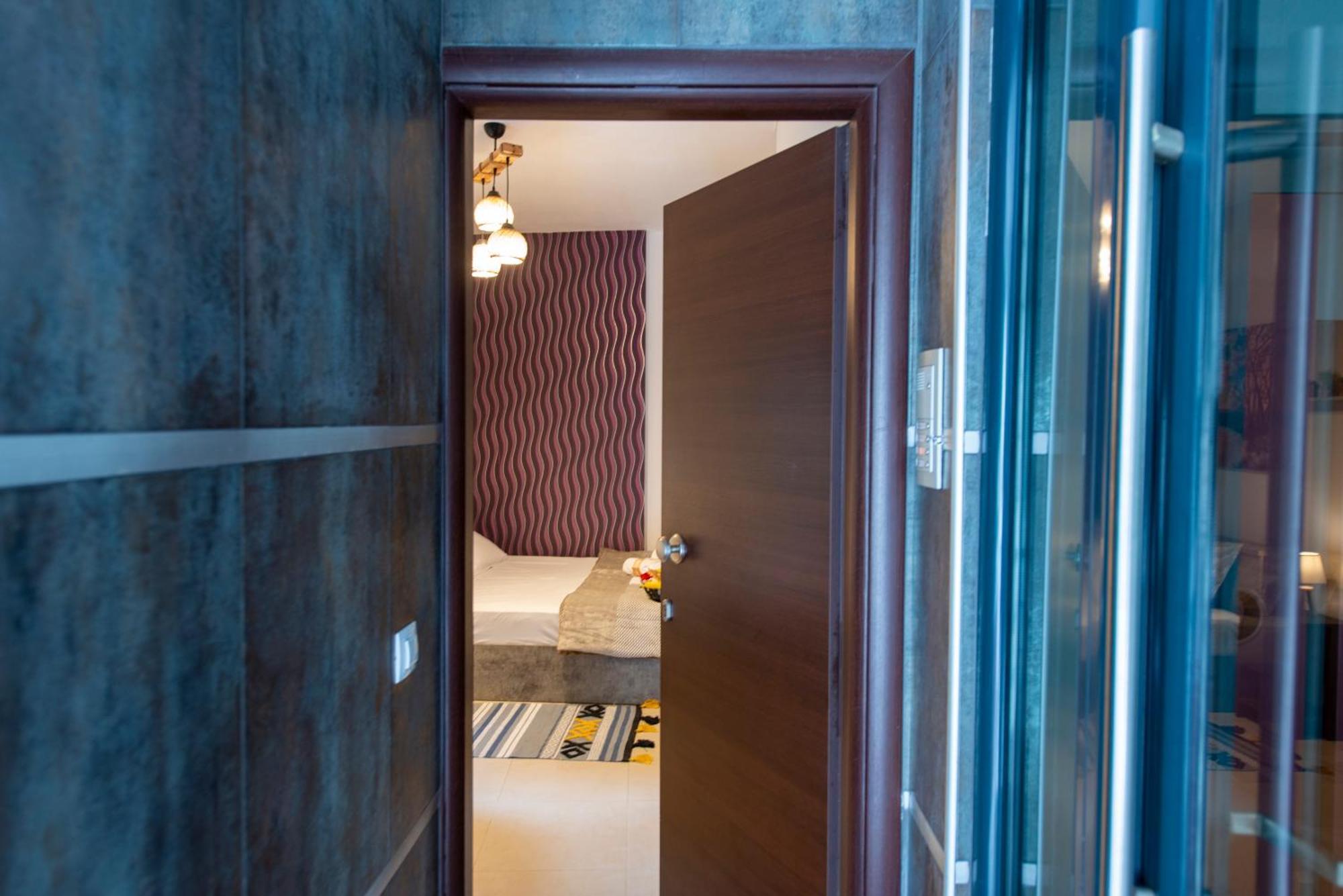 Central & Riverfront Room 1 إذيسا المظهر الخارجي الصورة
